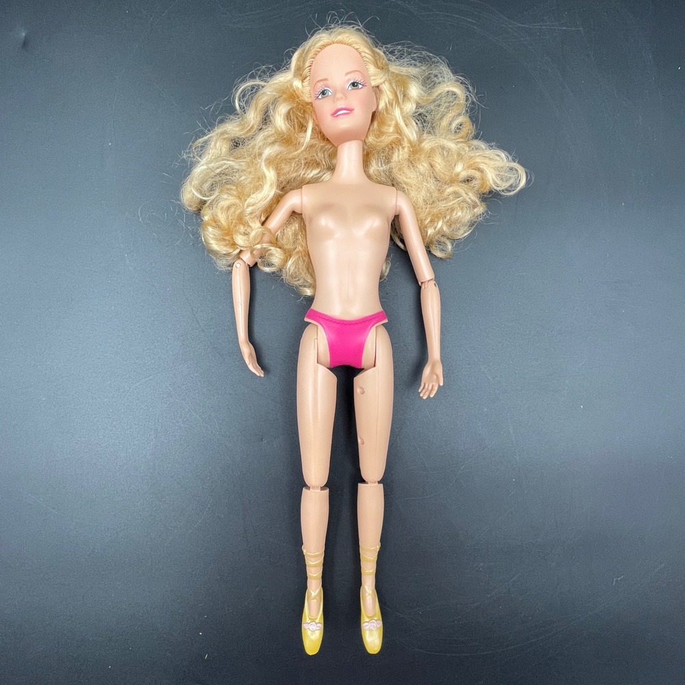 Vintage MATTEL 1999 DANCING Princess Genevieve Ballerina Doll 15'' Large jointed